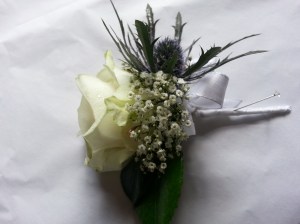 rose &gypbuttonhole